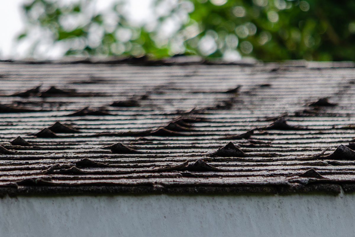 roof repair in Silver Spring MD fixing a leak